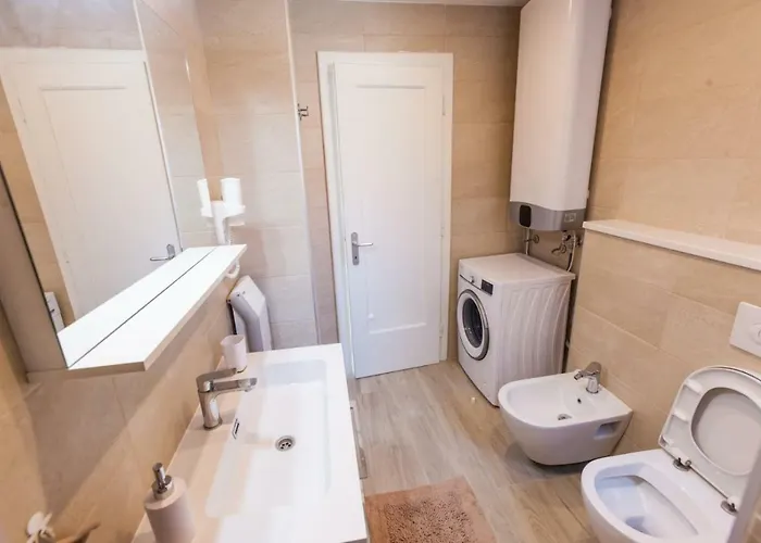 Val Apartament Split