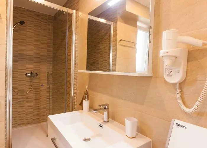 Val Apartament *